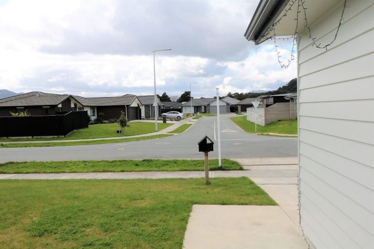 Photo of property in 55 Buddle Road, Wallaceville, Upper Hutt, 5018
