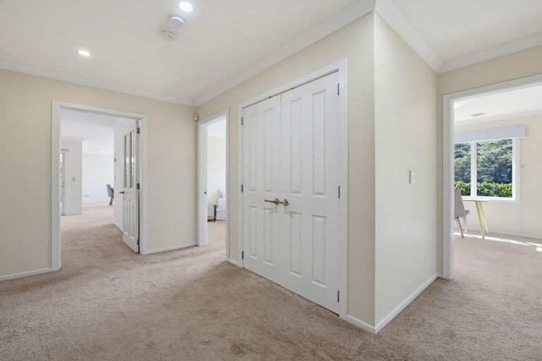 Photo of property in 47 Te Puia Drive, Aotea, Porirua, 5024