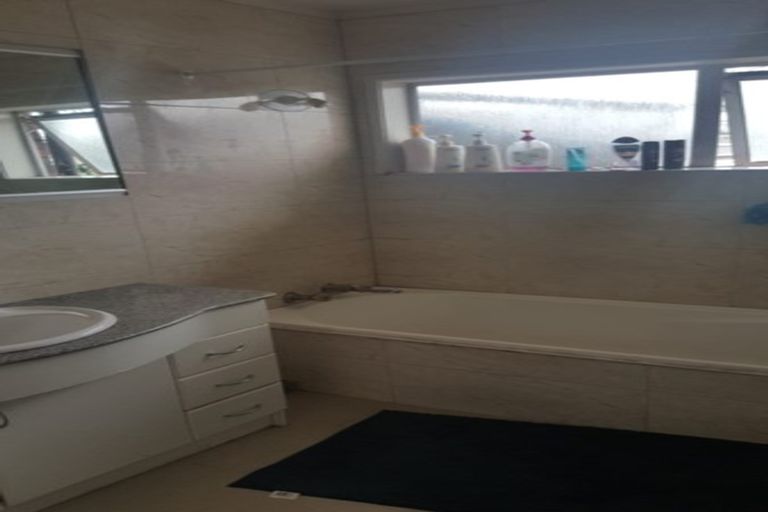 Photo of property in 3/41 Mason Street, New Lynn, Auckland, 0600