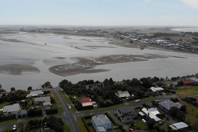 Photo of property in 3 Shrewsbury Street, Riverton/aparima, Riverton, 9822