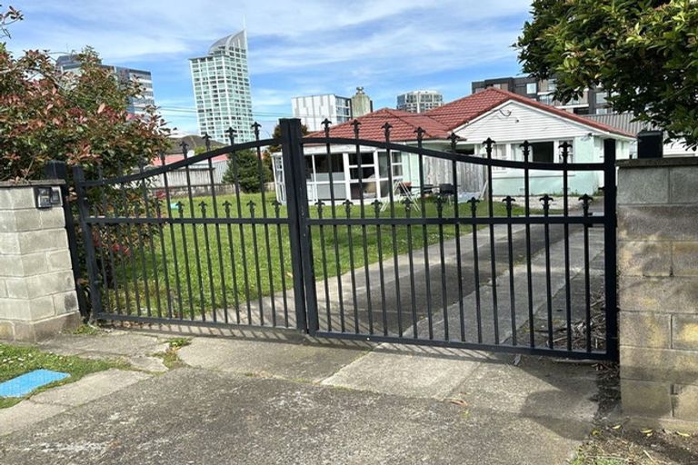 Photo of property in 6 Lomond Street, Takapuna, Auckland, 0622