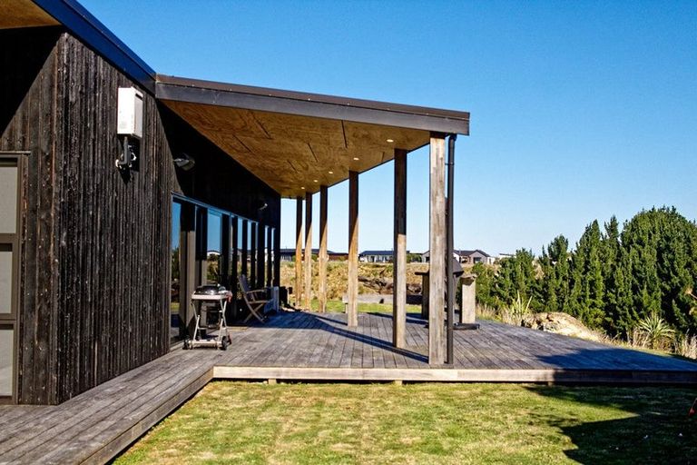 Photo of property in 35 Tama Road, Riversdale Beach, Masterton, 5872