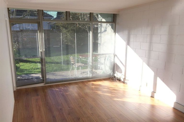 Photo of property in Balmoral Court, 1/130a Balmoral Road, Mount Eden, Auckland, 1024