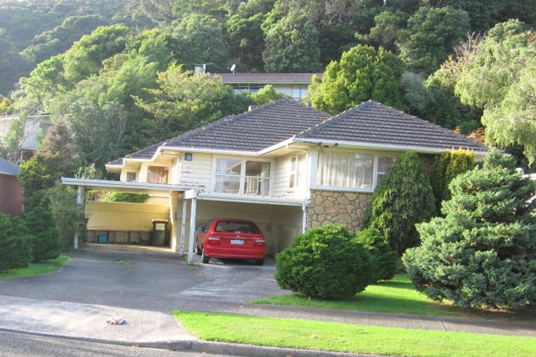 Photo of property in 27 Parnell Street, Fairfield, Lower Hutt, 5011