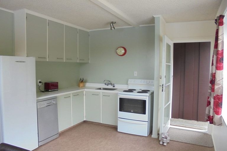 Photo of property in 3a Kingsley Street, Stokes Valley, Lower Hutt, 5019