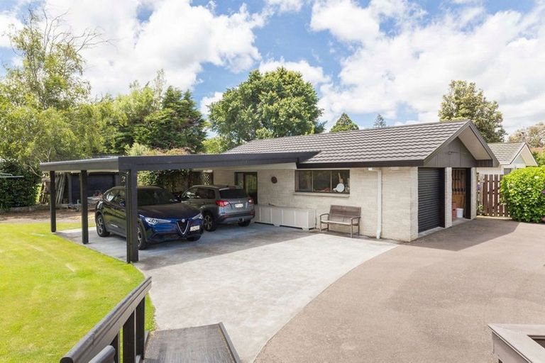 Photo of property in 10 Smith Street, Dannevirke, 4930