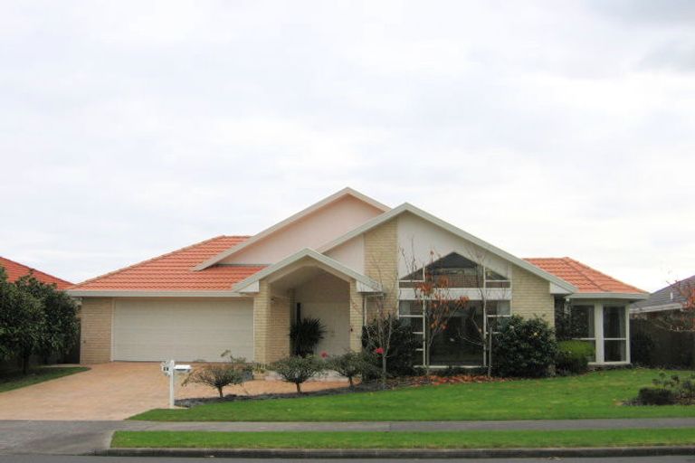 Photo of property in 71 Kilkenny Drive, Dannemora, Auckland, 2016