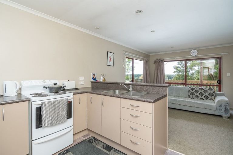 Photo of property in 94 Forest Lake Road, Forest Lake, Hamilton, 3200