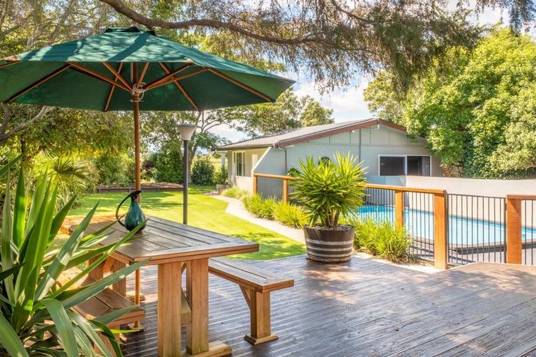 Photo of property in 62 Waimea West Road, Brightwater, 7022