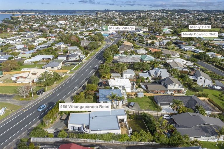 Photo of property in 956 Whangaparaoa Road, Manly, Whangaparaoa, 0930
