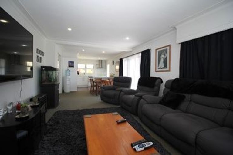 Photo of property in 27 Claude Road, Hillpark, Auckland, 2102