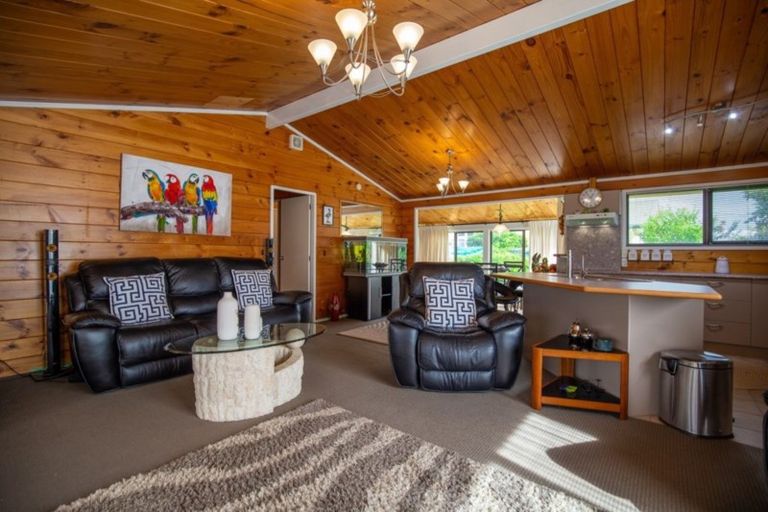 Photo of property in 2 Rimu Street, Tahuna, Morrinsville, 3373