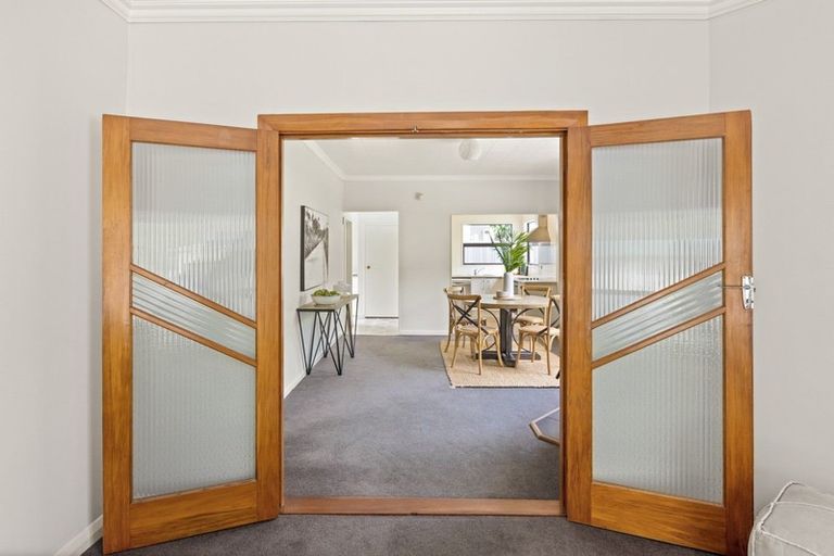 Photo of property in 153 Milton Road, Bluff Hill, Napier, 4110