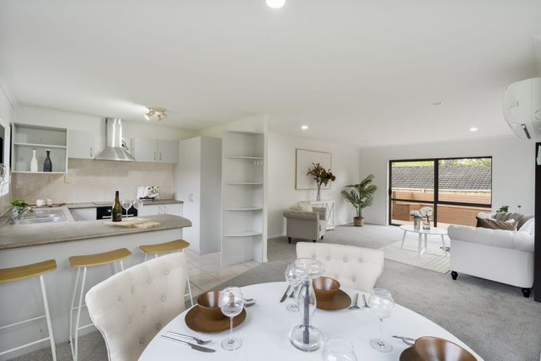 Photo of property in 13b Parkcrest Drive, Henderson, Auckland, 0612