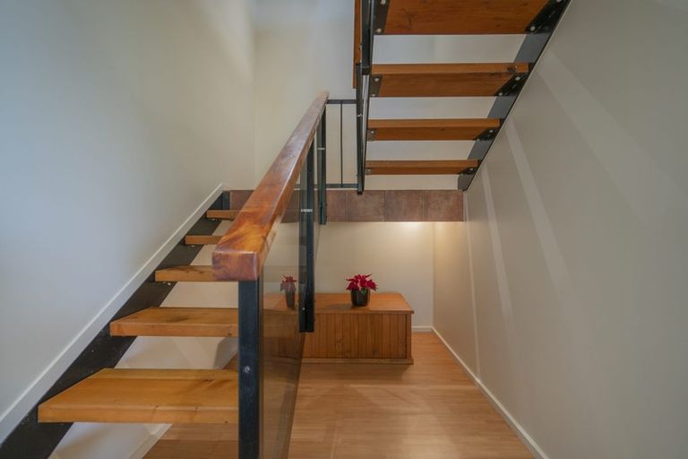 Photo of property in 5 Tirinui Crescent, Tairua, 3508