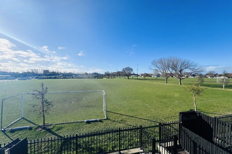 Photo of property in 5b Malaga Crescent, Harewood, 8051