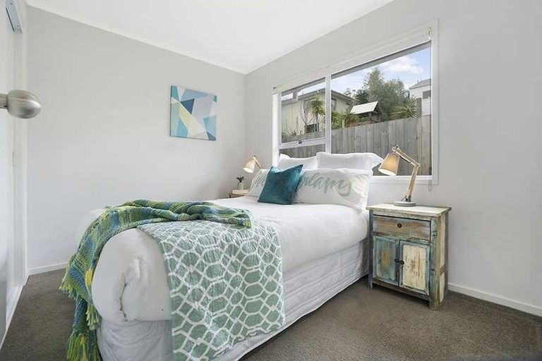Photo of property in 1/17 Sandiacre Way, Browns Bay, Auckland, 0630