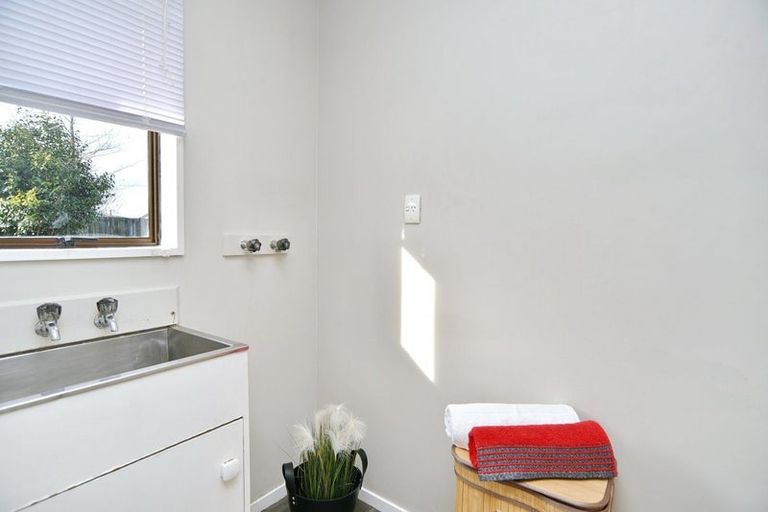 Photo of property in 31 Tyrone Street, Belfast, Christchurch, 8051