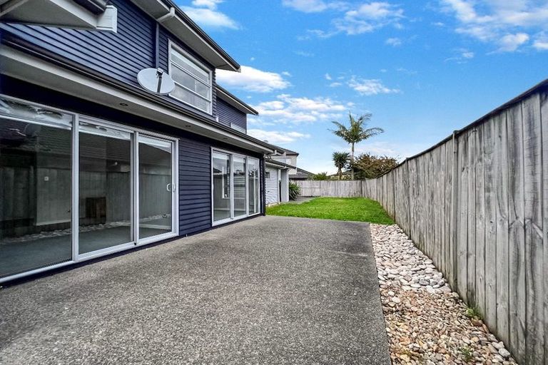 Photo of property in 1 Powercourt Drive, Flat Bush, Auckland, 2019
