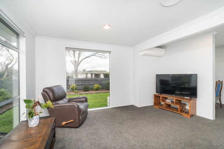 Photo of property in 66 Kaimanawa Street, Kelvin Grove, Palmerston North, 4414