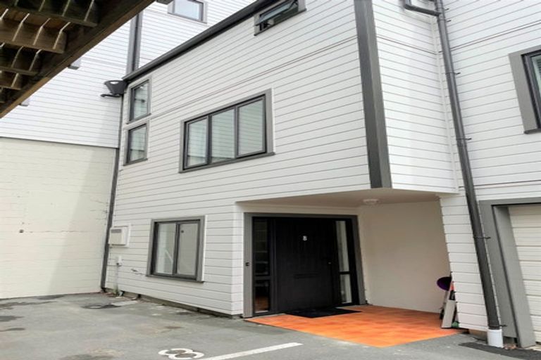 Photo of property in 8/240 The Terrace, Wellington Central, Wellington, 6011