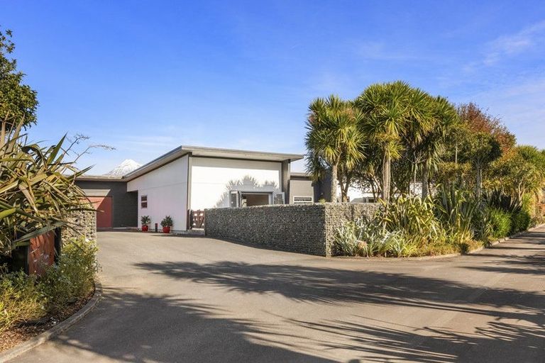 Photo of property in 75 Lepper Road, Inglewood, 4386