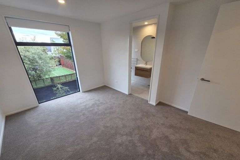 Photo of property in 5/13 Donald Place, St Albans, Christchurch, 8014