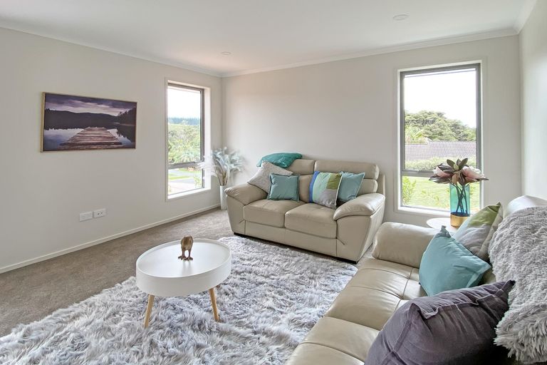 Photo of property in 20 Spinnaker Point, Haruru, 0204