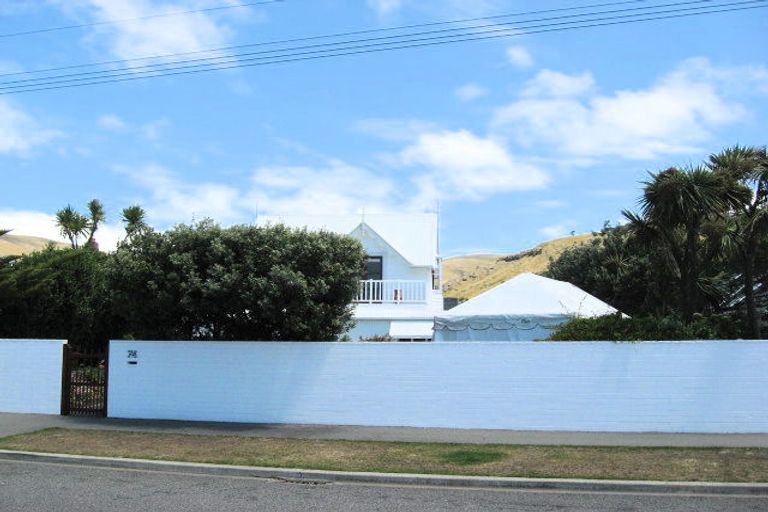 Photo of property in 74 Esplanade, Sumner, Christchurch, 8081