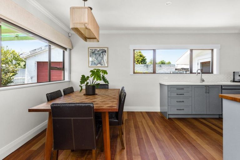 Photo of property in 50 Harpham Street, Taradale, Napier, 4112