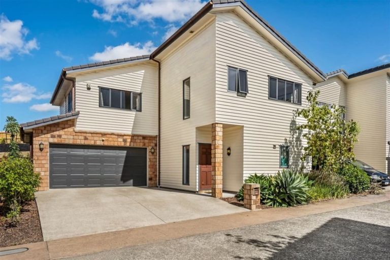 Photo of property in 396a East Tamaki Road, East Tamaki, Auckland, 2013