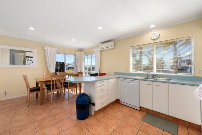 Photo of property in 184 Grenada Street, Mount Maunganui, 3116