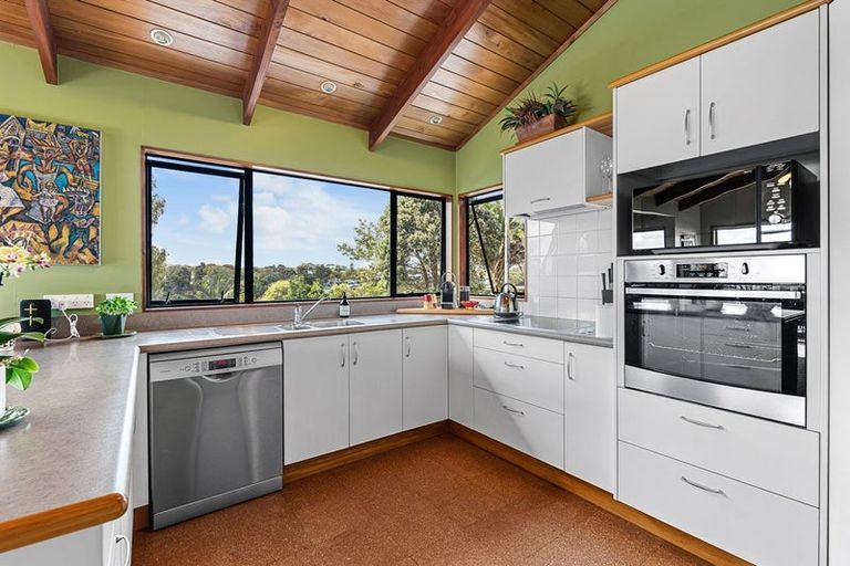 Photo of property in 3b Barrett Street, Westown, New Plymouth, 4310