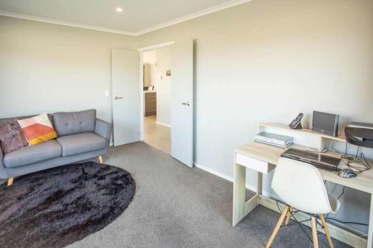 Photo of property in 8 Taranui Way, Paraparaumu Beach, Paraparaumu, 5032