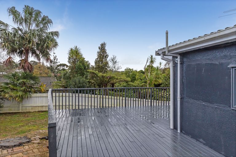 Photo of property in 38 Lanigan Street, Birkdale, Auckland, 0626