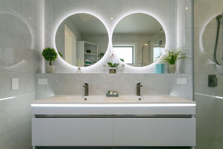 Photo of property in 32 Wai Terrace, Wharewaka, Taupo, 3330