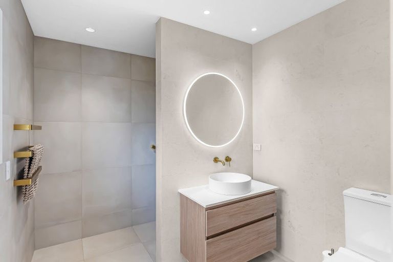 Photo of property in 55 Elizabeth Street, Waikanae, 5036