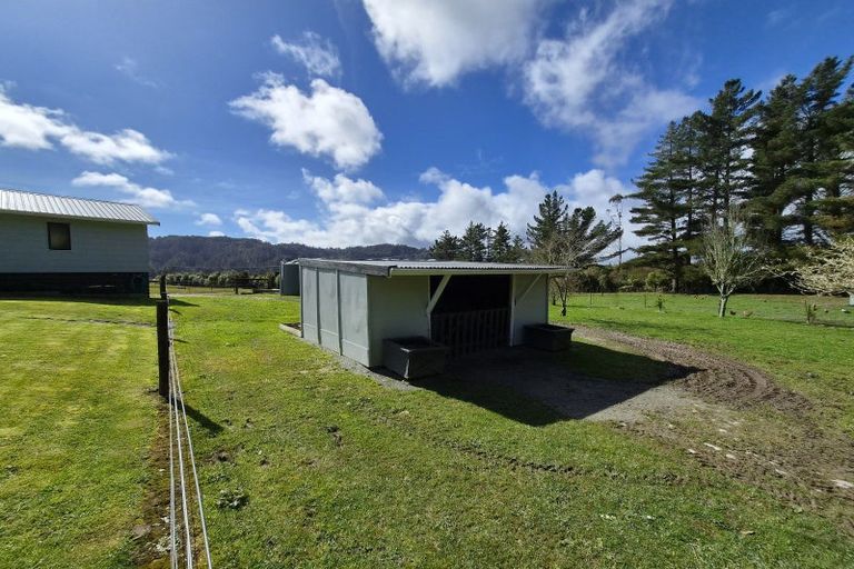 Photo of property in 387 Camerons Road, Marsden, Greymouth, 7805