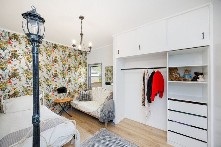 Photo of property in 8 Skerman Street, Marton, 4710