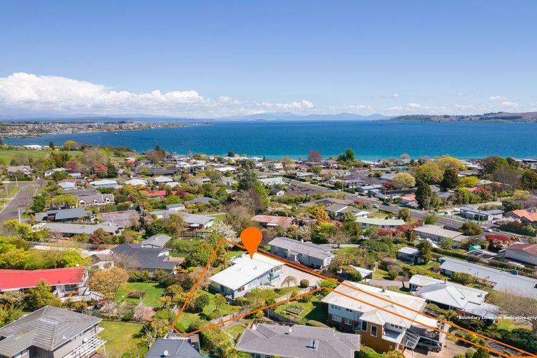 Photo of property in 5a Henry Hill Road, Taupo, 3330