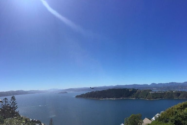 Photo of property in 21 Thane Road, Roseneath, Wellington, 6011