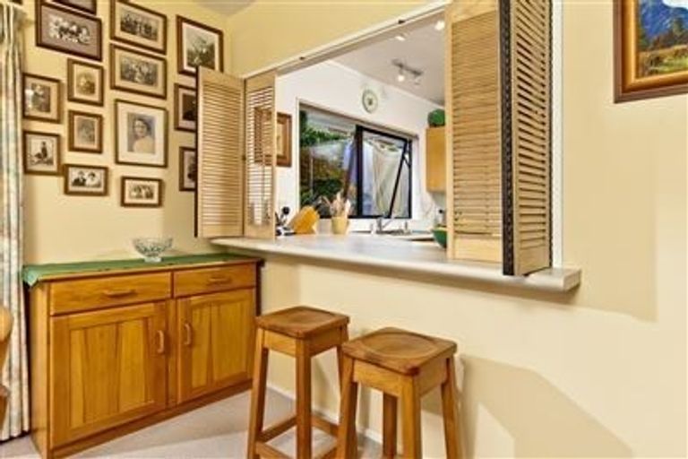 Photo of property in 2/14 Aramoana Avenue, Devonport, Auckland, 0624