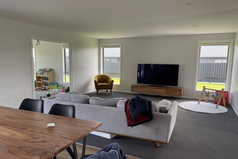 Photo of property in 8 Sunrise Drive, Seaward Bush, Invercargill, 9812