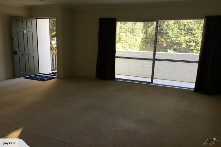 Photo of property in 13a View Road, Titahi Bay, Porirua, 5022