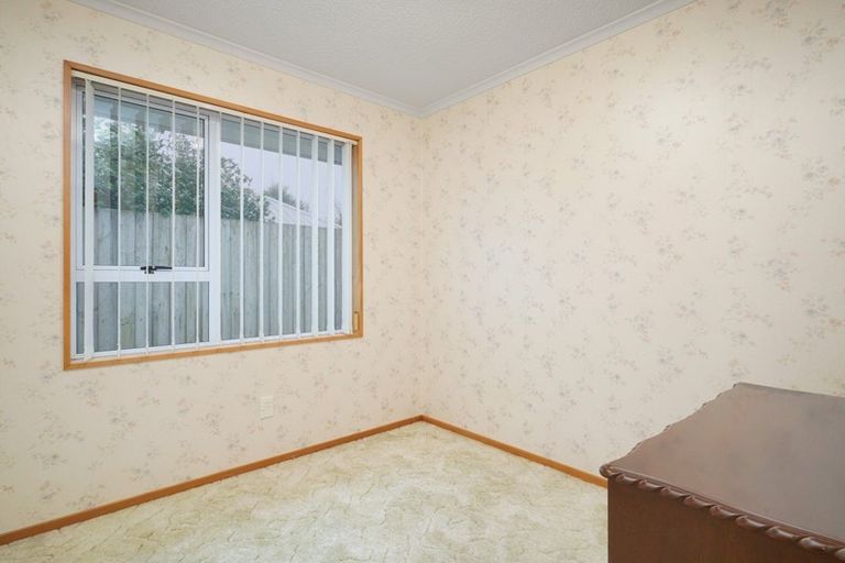 Photo of property in 2/19 Colchester Place, Templeton, Christchurch, 8042