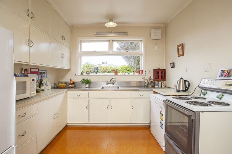 Photo of property in 17 Haswell Street, Eketahuna, 4900