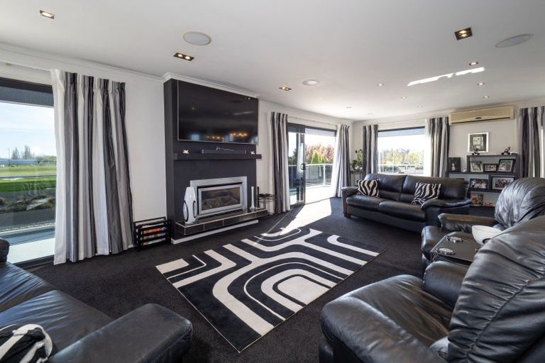 Photo of property in 2 Ludlow Drive, Huntingdon, Ashburton, 7774