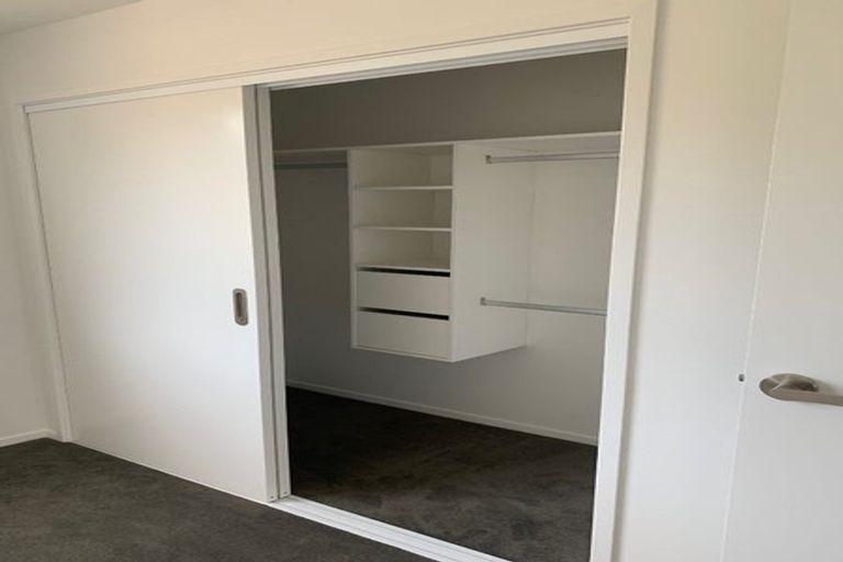 Photo of property in 41 Clay Works Lane, New Lynn, 0600