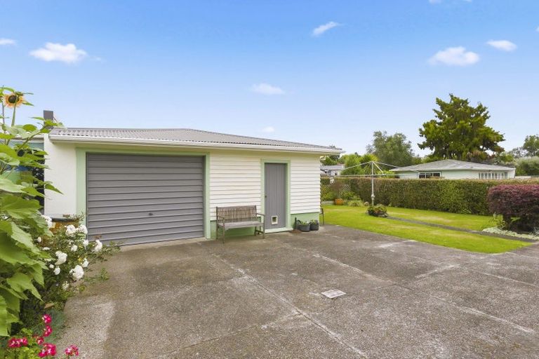 Photo of property in 9 Chester Street, Levin, 5510