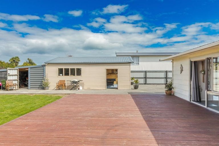 Photo of property in 32 Brougham Street, Westport, 7825